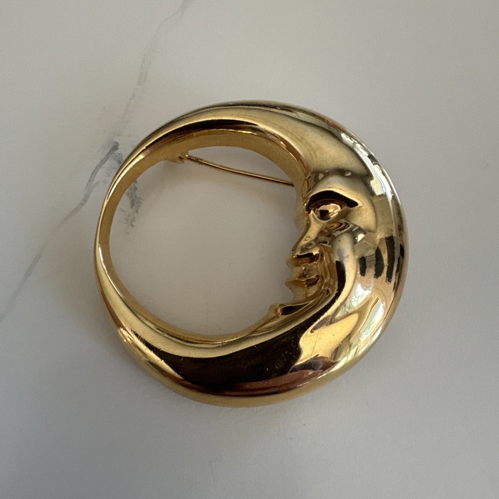 Gold Tone Circle Celestial Crescent Moon Face Brooch